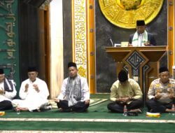 Bupati Herdiat Hadiri Peringatan Malam Nuzulul Qur’an di Masjid Agung Kabupaten Ciamis
