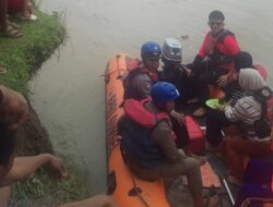 Tim SAR Gabungan BPBD Kabupaten Muara Enim, Telah Temukan Korban Hanyut di Sungai Lematang
