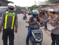 Sat Lantas Polres Muara Enim, Gelar Sosialisasi Hotline 110 di Jalan Lintas Palembang