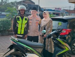 Polsek Pameungpeuk Beri Bantuan Motor untuk Tukang Ojek yang Tertipu Penumpang