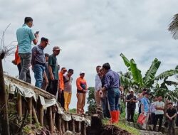 Wali Kota Tasikmalaya Laksanakan Monitoring Arus Mudik dan Monitoring Saluran Air yang Longsor