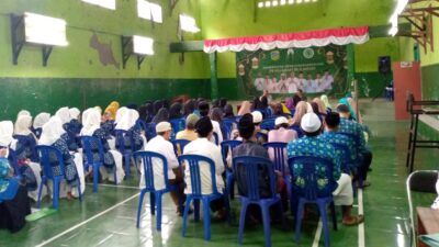 Jelang Idul Fitri 1446 H, Pemdes Kiarajangkung Salurkan Insentif Guru Ngaji dari Dana Desa Tahun 2025