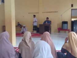 Jelang Hari Raya Idul Fitri 1446 H, Pemdes Calingcing Kecamatan Sukahening Salurkan Insentif Guru Diniyah dan Guru Ngaji