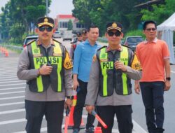 Puncak Arus Balik, Kapolres Subang Pantau Pelaksanaan One Way di Tol Cipali