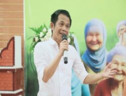 Bupati Purwakarta Persembahkan Kado Indung Untuk Gubernur Jawa Barat KDM