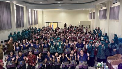 TP PKK Kota Tasik Lewat Program Goes To School, Ajak Anak-Anak SD Gemar Membaca dan Cegah Bullying