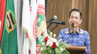 Bupati Purwakarta Lantik Pengurus PGRI Kabupaten Purwakarta Periode 2025-2030