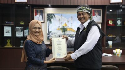 Sebanyak 7 Orang Ahli Cagar Budaya Mendapatkan Sertifikat Dari Wakil Wali Kota Tasikmalaya