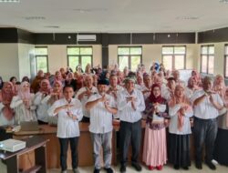 Diky Chandra Hadiri Kegiatan Penguatan ILP ke Kader Pustu dan Serahkan Simbolis Insentif Bagi Kader Gelaran Dinas Kesehatan