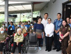 Perayaan Paskah,Kejati Jabar Laksanakan Kegiatan Baksos di Panti Lansia Cimahi dan Yayasan Kota Bandung
