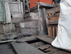 Sungguh Ironis! MCK di Pasar Cikurubuk Terkesan Kumuh, Perlu Adanya Penataan