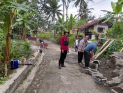 Pemdes Dawagung Rajapolah Bersama Masyarakat dan Ormas PP PAC- Ranting Lakukan Gotong Royong