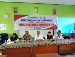 Teteng Muhammad Taufik Kades Banjarsari Buka Rapat Musdesus Pembentukan Kopdes Merah Putih, Tindak Lanjut dari Inpres Nomor 9 Tahun 2025
