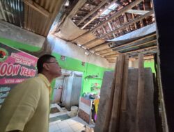 Kepedulian Terhadap Warga Kurang Mampu, Bupati Ciamis Serahkan 2 Bantuan Rutilahu