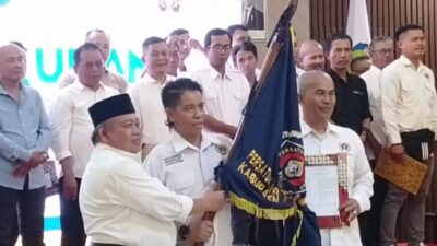 Hendry CH Ketua Umum PWI Pusat Resmi Tunjuk H.Asep Syahrial Plt PWI Kabupaten Bandung