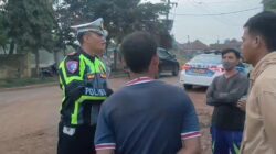 Satlantas Polres Subang Laksanakan Penertiban dan Berikan Himbauan Kepada Supir Truk, Mematuhi Perbup