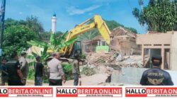 Polres Purwakarta Lakukan Pengamanan Penertiban Bangunan Liar di Sepanjang Aliran Sungai Milik PJT II