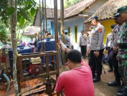 Wujudkan Akses Air Bersih, Polres Tasikmalaya Kota Salurkan Bantuan Sumur Bor di Tamansari