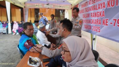 Peringati Hari Bhayangkara ke-79, Polres Tasik Kota Gelar Bakti Sosial