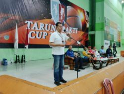 Kadisporabudpar Mewakili Wali Kota Tasikmalaya Tutup Kejuaraan Basket Taruna Bakti Cup 2025