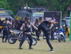 Setelah Upacara Peringatan Hari Bhayangkara Ke-79, Polda Riau Tampilkan Atraksi Tim Rabu Anti Geng dan Anarkisme 