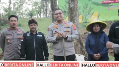 Kapolres Purwakarta Bersama Forkopimda Lakukan Penanaman Jagung di Desa Panyindangan