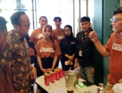 Wali Kota Tasikmalaya Viman Alfarizi Ramadhan Tutup Pelatihan Barista