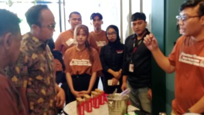 Wali Kota Tasikmalaya Viman Alfarizi Ramadhan Tutup Pelatihan Barista