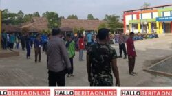 MPLS SMKN 1 Bojong, Babinsa dan Bhabinkamtibmas di Purwakarta Ajak Pelajar Jauhi Kenakalan Remaja