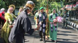 Kodim 0610/Sumedang Gelar Lepas Sambut Komandan Letkol Kav Christian Gordon Rambu Serahkan Tongkat Komando Kepada Letkol Arh Kusuma Ardianto