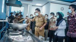 Tingkatkan Gizi Anak dan Ibu, Bupati Ciamis Resmikan Dapur SPPG Mekar Sari