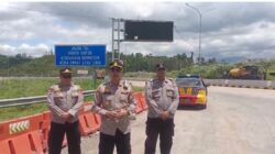 Antisipasi Aksi Unjuk Rasa Buruh, Polres Sumedang Laksanakan Pengamanan dan Penyekatan di GT Cimalaka