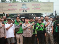 Wujud Bela Sungkawa, Kapolres Purwakarta Ikut Doa Bersama Bareng Ojol