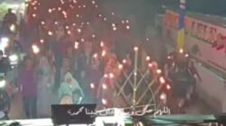 Pengasuh Ponpes Hidayatul Mubtadiin Jitu Gus Lukmanul Hakim Resmi Lepas Pawai Maulid Bersama Majelis Sholawat Jimateng Urep, yang Diikuti Ribuan Masyarakat