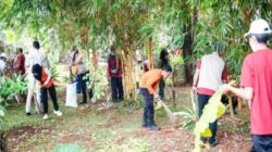 Ngosrek Bareng Di Tajug Gede: Aksi Nyata Wujudkan Purwakarta Bersih