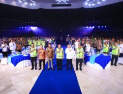 Syukuran HUT Lalu Lintas ke-70, Kapolri Luncurkan Digital Korlantas dan Sematkan Pin Emas