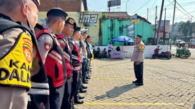 Betuk Pelayanan, Polres Purwakarta Lakukan Pengamanan Buruh Ke Jakarta