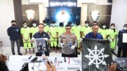 Polda Jabar Ungkap 12 Tersangka Kasus Bom Molotov, 11 Dihadirkan dalam Konferensi Pers