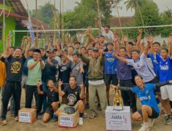 Turnamen Bola Voli Dusun Kadupugur Desa Gunung Cupu Antar RT Selesai Digelar, Tim Voli Putra RT 032 Berhasil Sebagai Juara Satu dan Tim Putra RT 034 Juara Dua