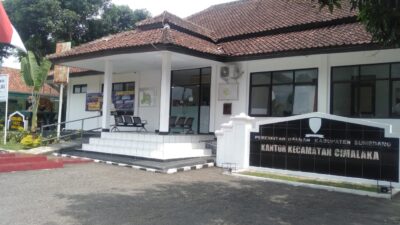 Camat Cimalaka berkata tidak Wajar, Tegas atau arogansi ?