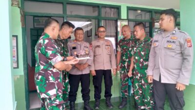Kapolsek Sukaratu Sambangi Koramil Cisayong, Ucapkan Selamat HUT TNI Ke-80 dan Perkuat Sinergitas Kamtibmas