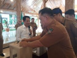 Gerakan Poe Ibu Resmi Diluncurkan, Bupati Purwakarta Buka Pos Pengaduan di Taman Katresna.