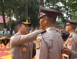 Tiga Personel Polres Purwakarta Diberikan Kenaikan Pangkat Jelang Pensiun