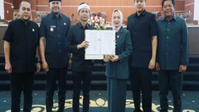 DPRD dan Bupati Purwakarta Sepakat Tandatangani Rancangan KUA-PPAS APBD TA 2026 Sebesar Rp2,4 Triliun