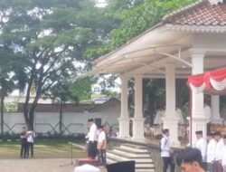 Bupati Cianjur Pimpin Pawai Akbar dan Resmikan Pesantren Expo, Pada Hari Santri Nasional 2025