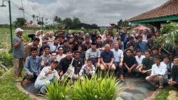 Siapkan Kemandirian Bagi Pemuda- pemudi, Pengurus LDII Ciamis Ajarkan Pertanian di Rumah Makan Jembar