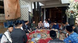 Kapolres Purwakarta Sampaikan Belasungkawa ke Rumah Duka Bupati Purwakarta