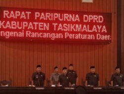 Ketua DPRD Kab Tasik Drs.Budi Ahdiat Pimpin Rapat Paripurna Ranperda-RPJMD Tahun 2025-2029