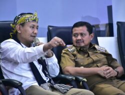 Wamenhut RI Respons Cepat Aspirasi Masyarakat Sumedang, Perbaikan Jalan Surian-Haur Papak dan Burujul-Sanca Siap Dipercepat