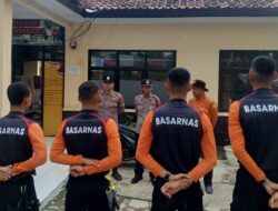 Bersama Tim SAR Gabungan, Polres Purwakarta Lakukan Pencarian Korban Tenggelam di Waduk Jatiluhur